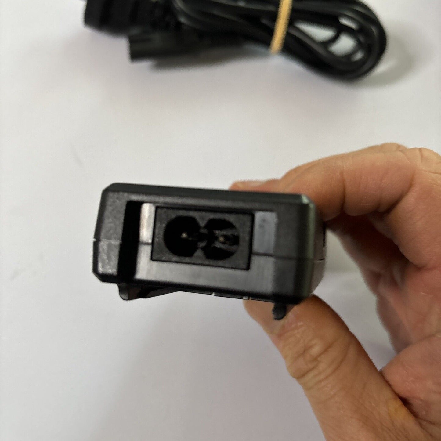 Genuine Pentax D-BC122J Battery Charger for Optio S10 S12 VS20 Q Q-S1 Q10 Q7