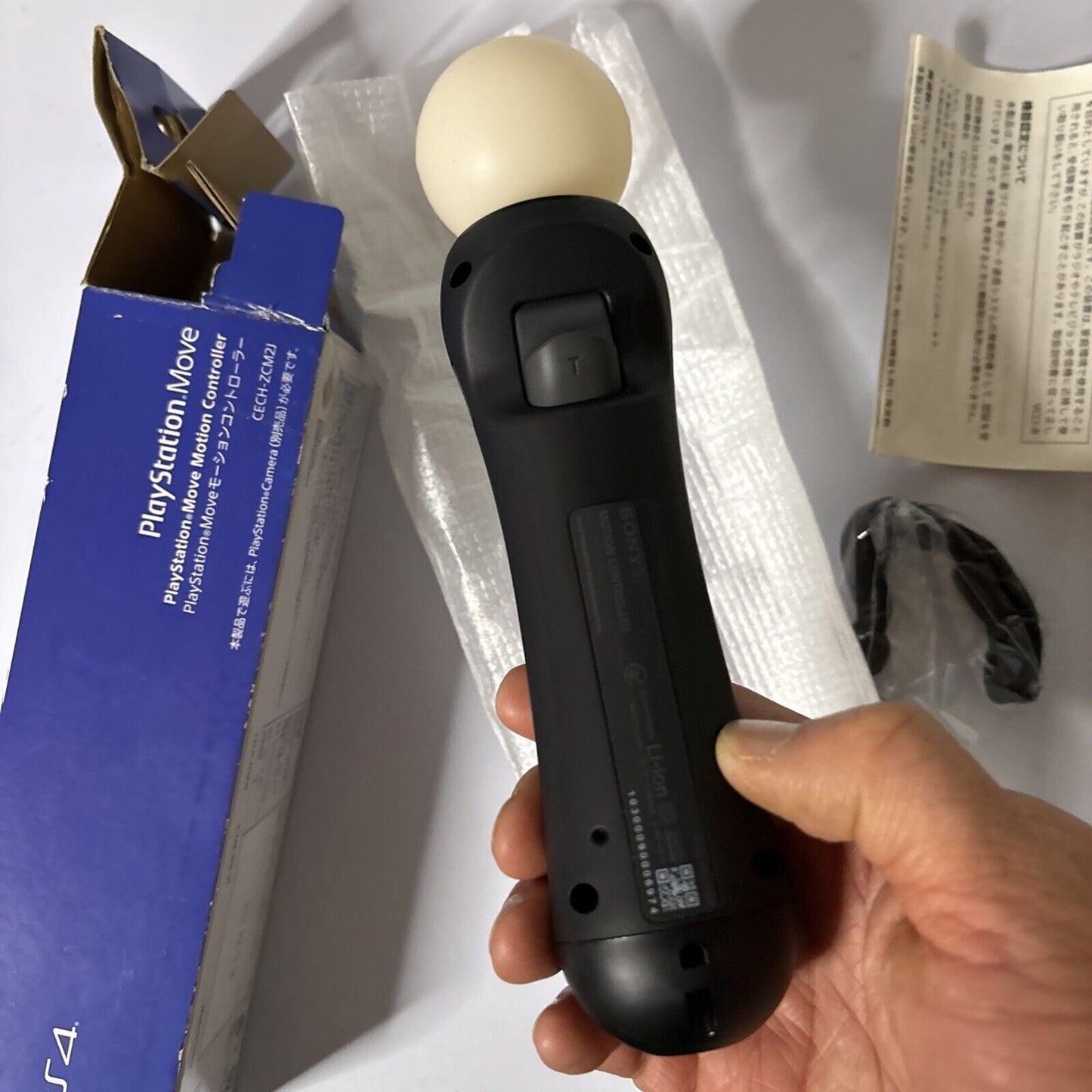 Sony PS4 PlayStation Move CECH-ZCM2J  *Never Used*