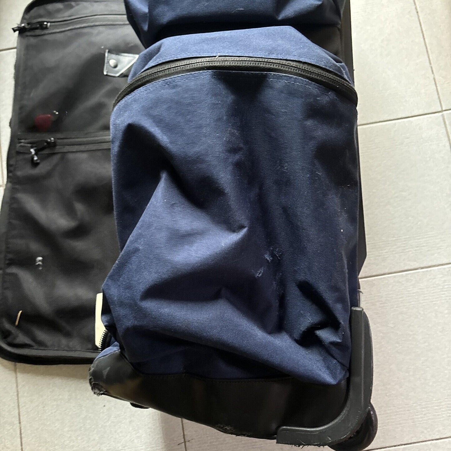 AFL Western Bulldogs ASICS Large Luggage Wheels Baggage