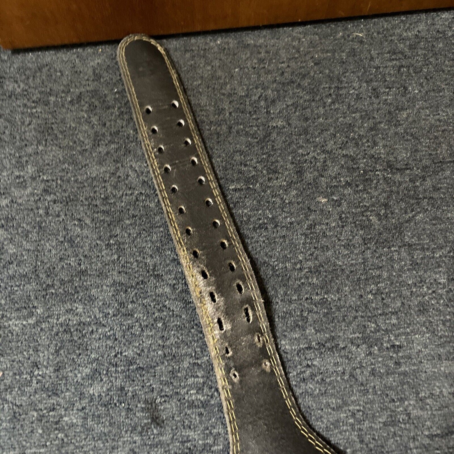 Harbinger Leather Powerlifting Weightlifting Belt