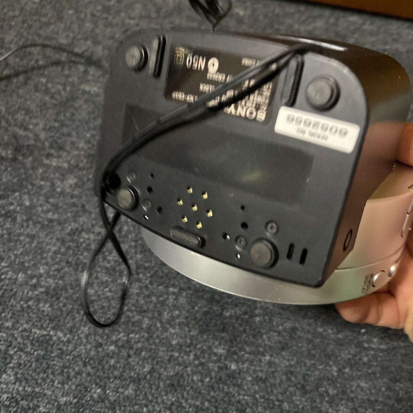 Sony Dream Machine Alarm Clock CD Player AM/FM Radio 30-pin iPod ICF-CD3ip