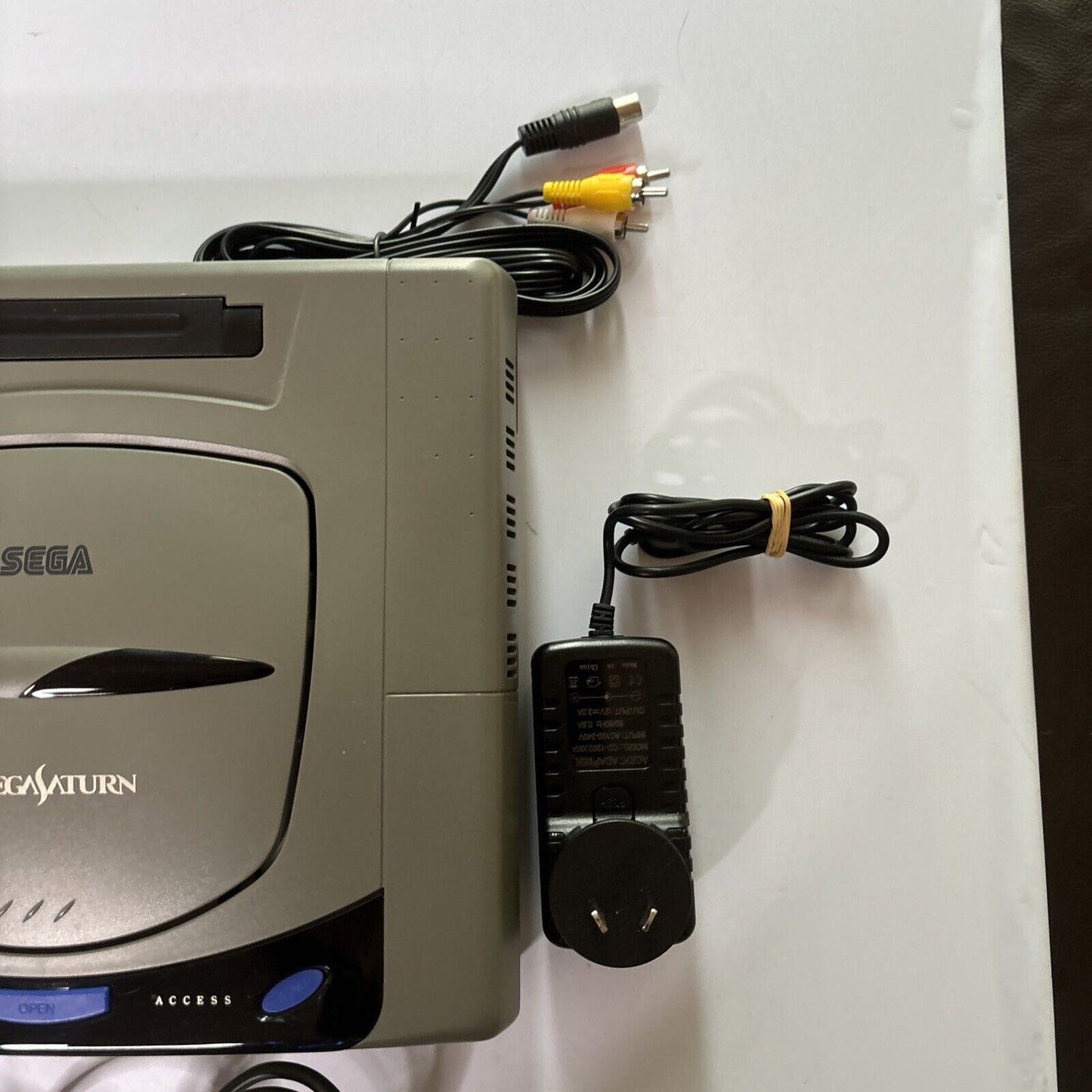 Sega Saturn Console Japan NTSC-J With 1x Controller 100-240V Adapter HST-0005