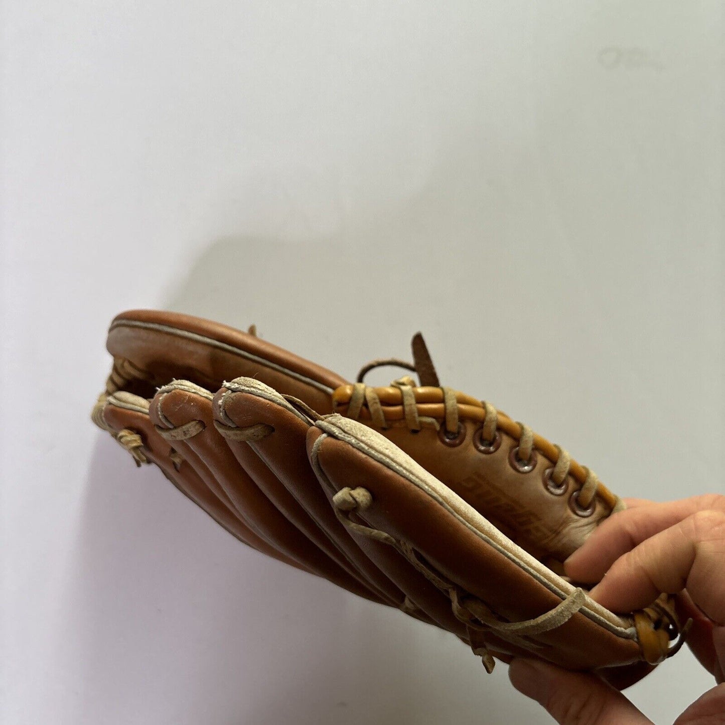 Regent Leather Baseball Glove Professional Model 2436 Right Handed