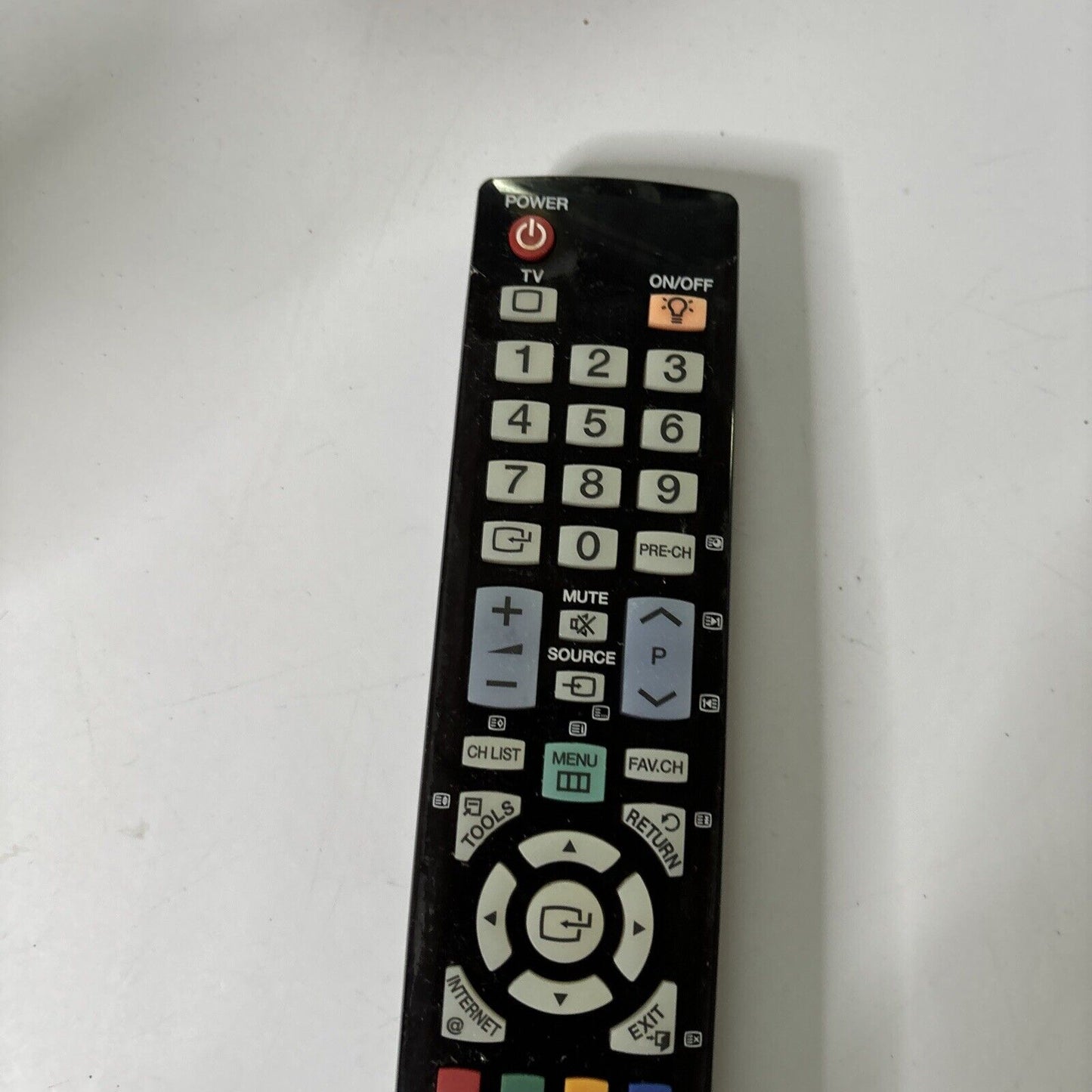 Genuine Samsung BN59-00861A Remote Control for A32B650T1F, LA32B650T1M, LA37B650