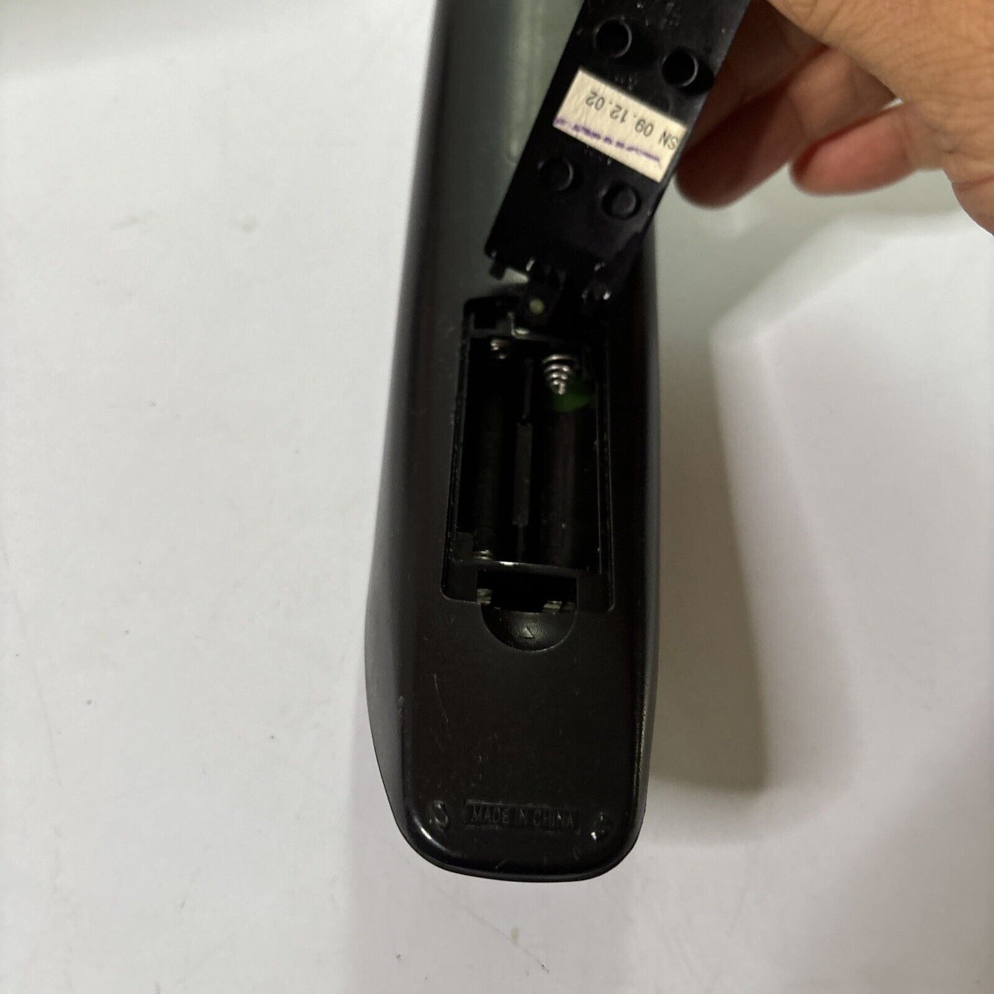 Genuine Samsung BN59-00861A Remote Control for A32B650T1F, LA32B650T1M, LA37B650