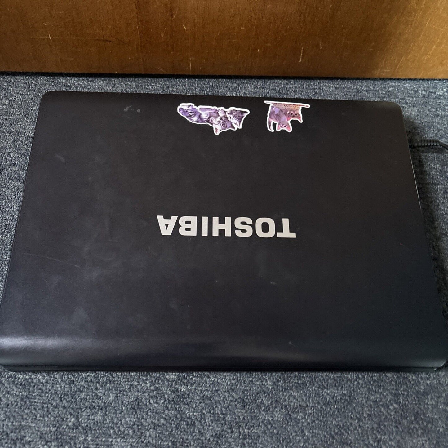 Toshiba Satellite A200 Laptop T2130 1GB RAM 105GB DVD *Requires New Battery*