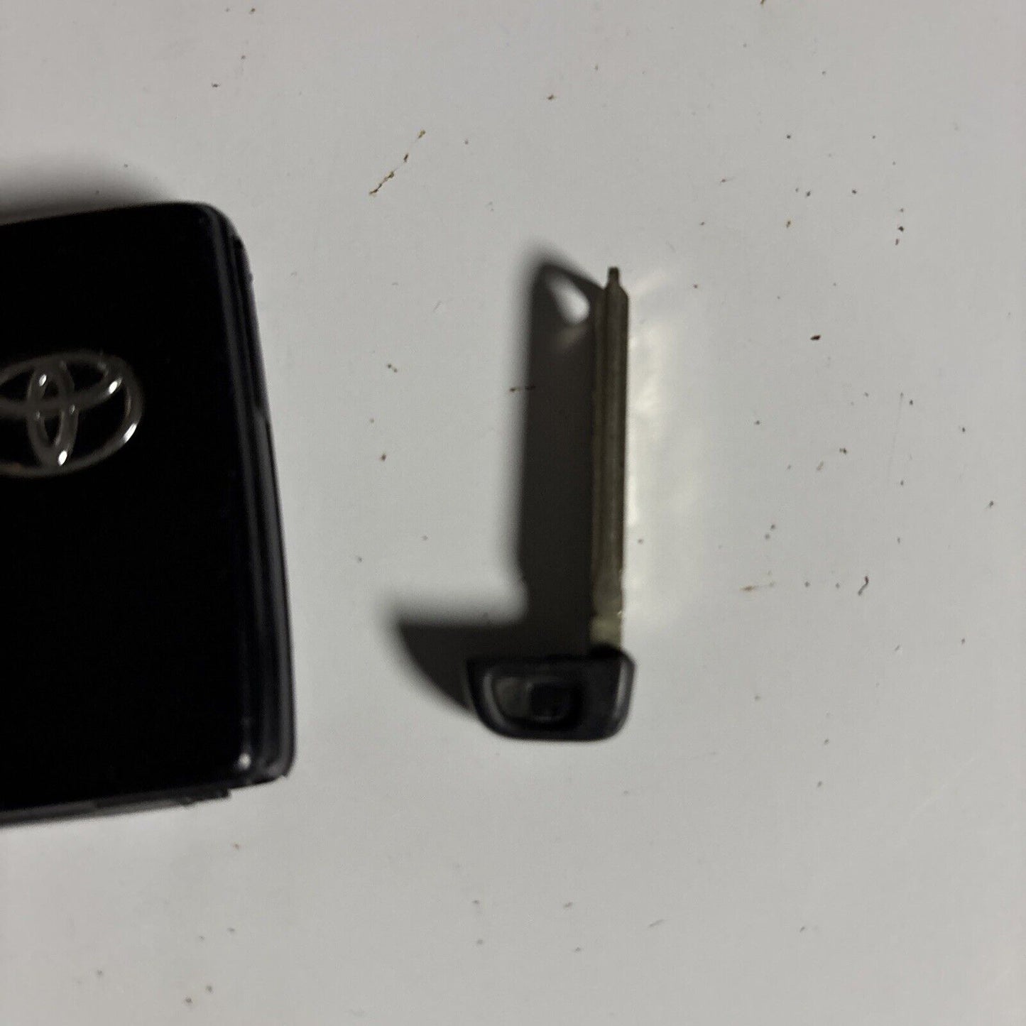 Toyota Key Fob Genuine Smart Key 2026 130826vf