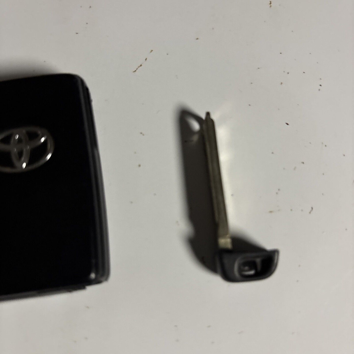 Toyota Key Fob Genuine Smart Key 2026 130826vf