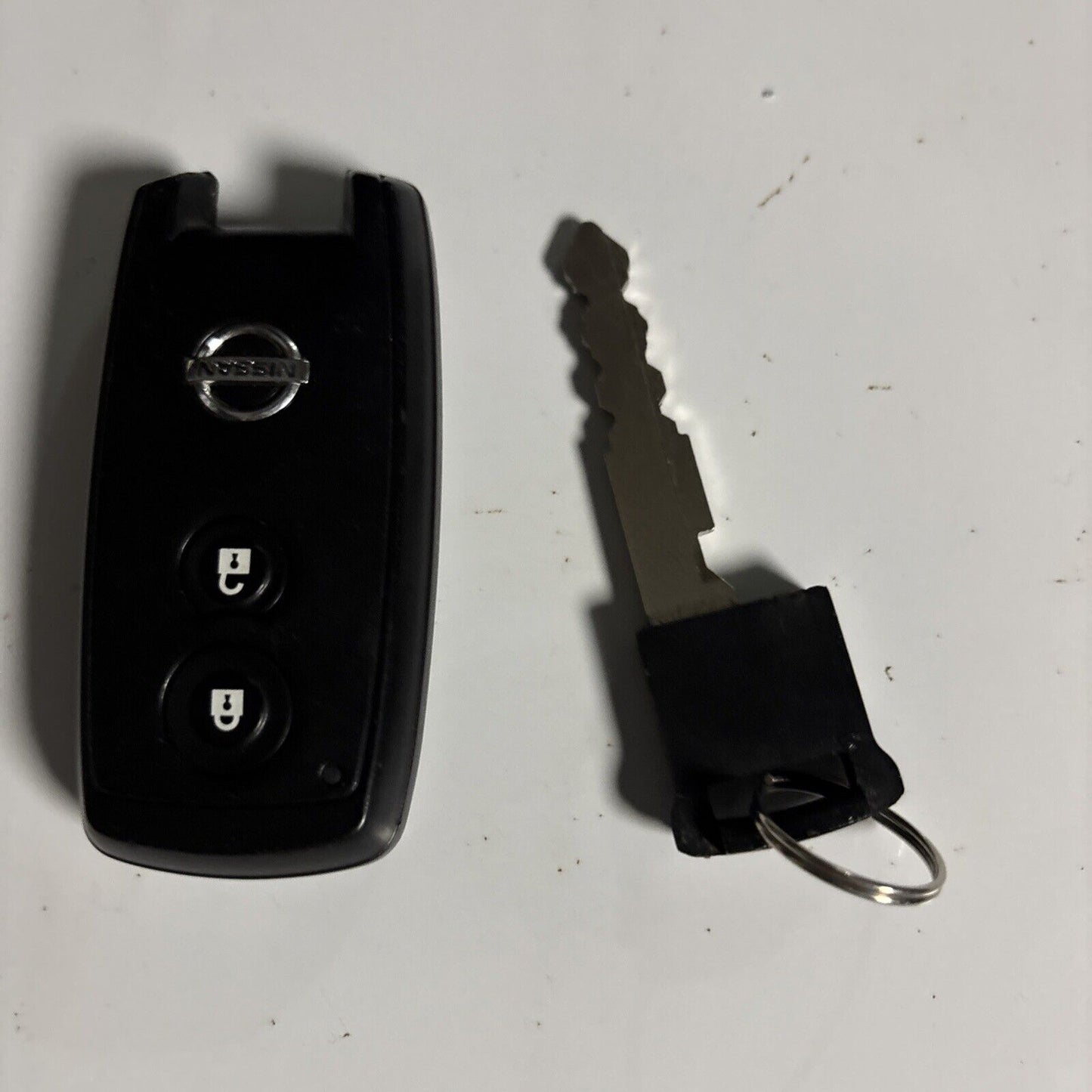 Genuine Nissan Key Fob Smart Key 0540669 081127