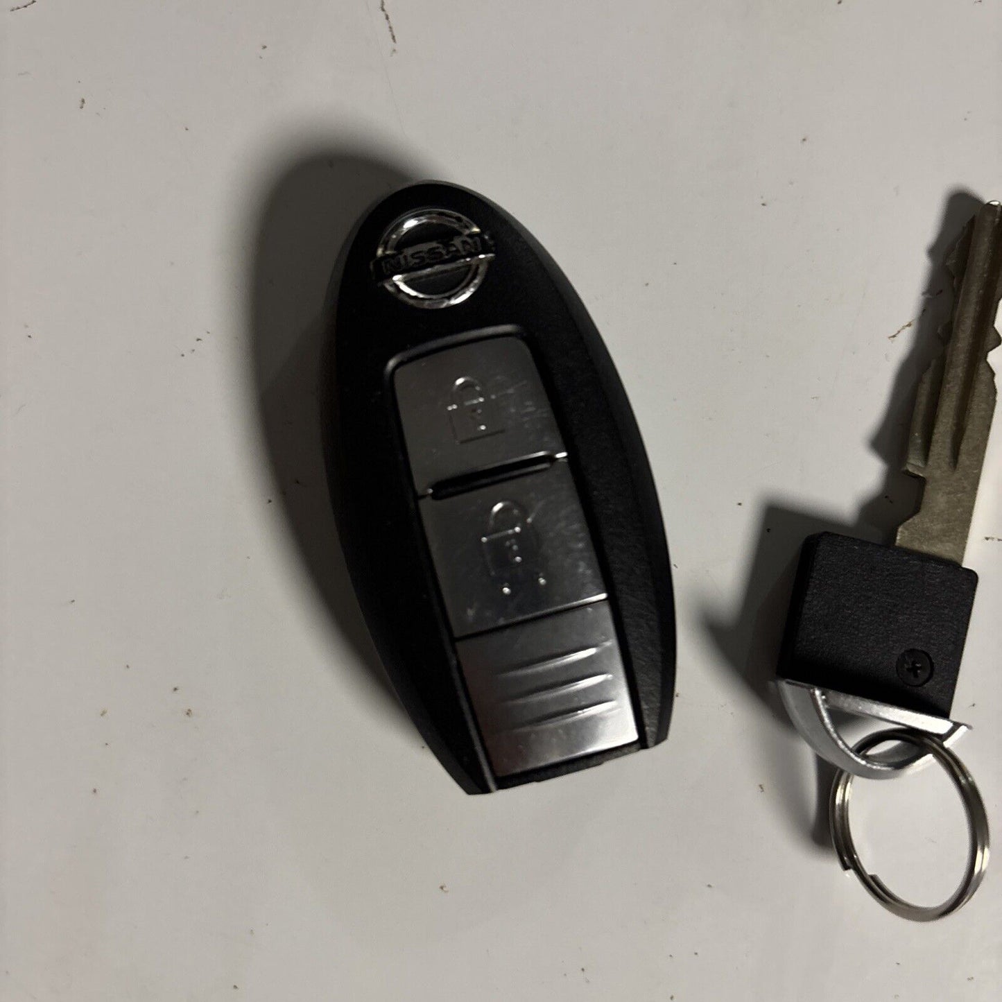 Nissan Key Fob Genuine Smart Key D572 510vb25
