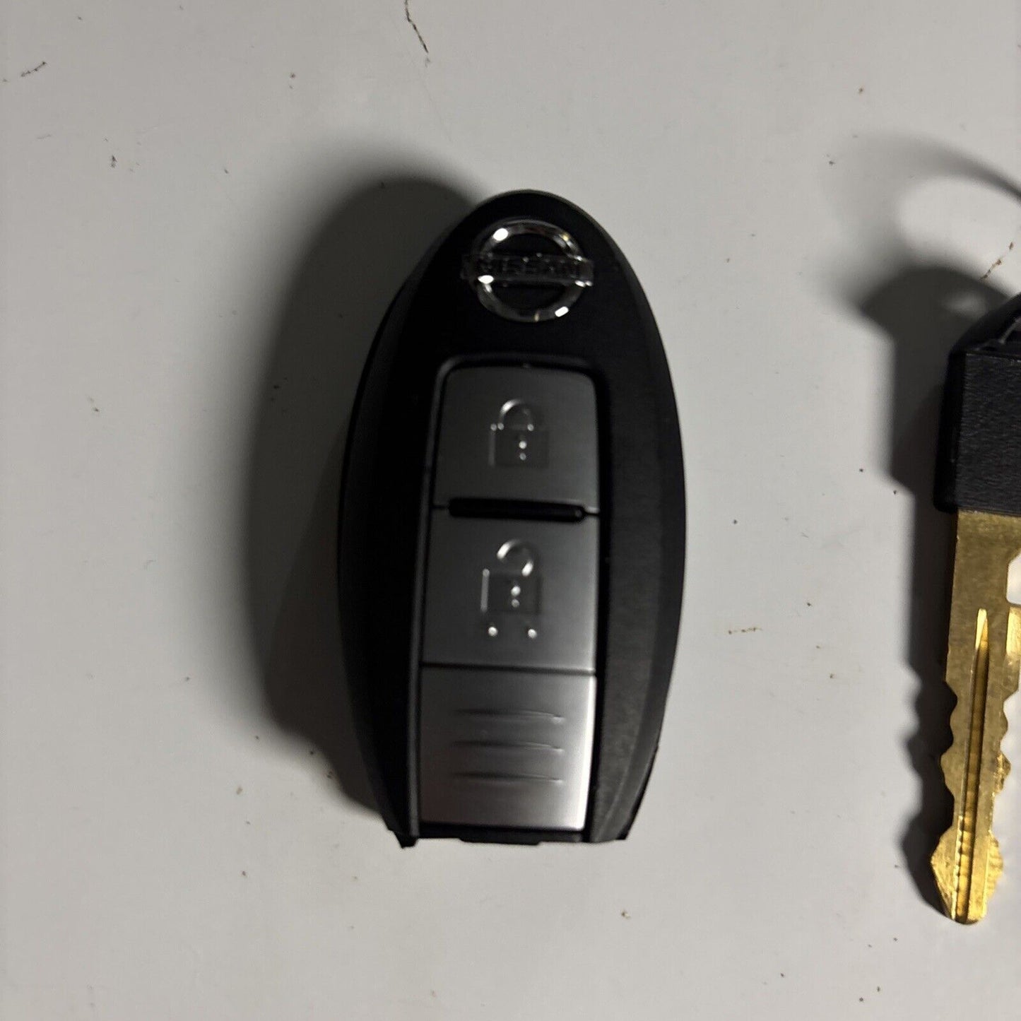Nissan Key Fob Genuine Smart Key 840b15 H883