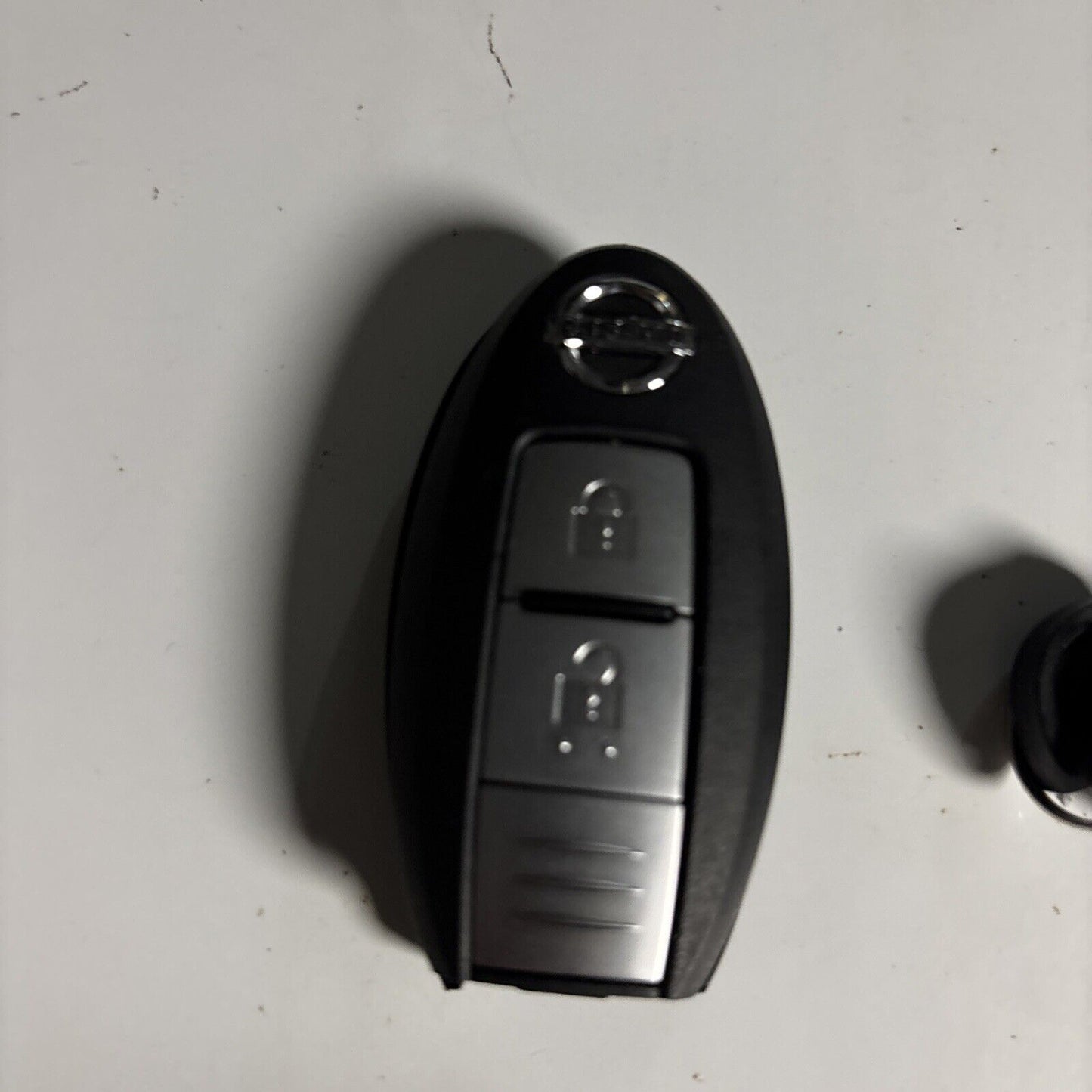 Nissan Key Fob Genuine Smart Key 840b15 H883