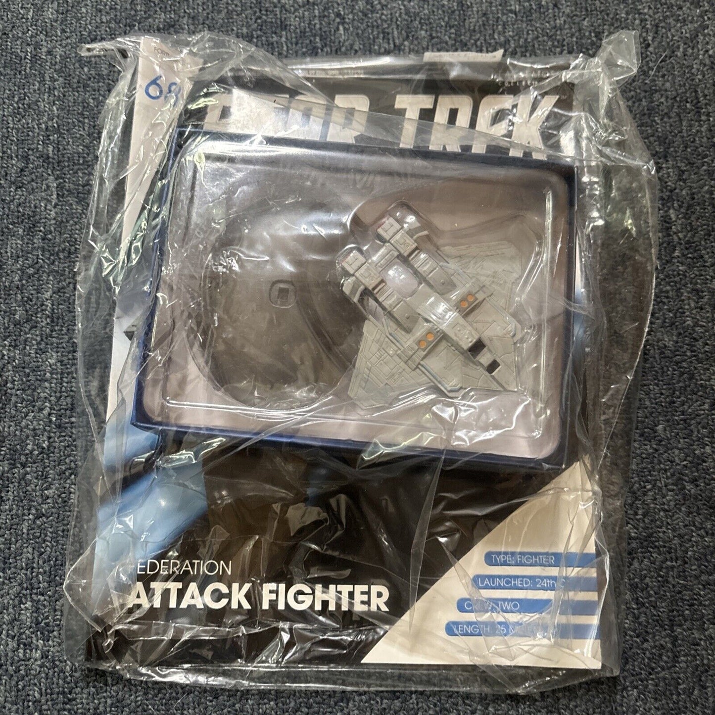 Star Trek Official Starships Collection 68 Federation Attack Fighter + Magazine