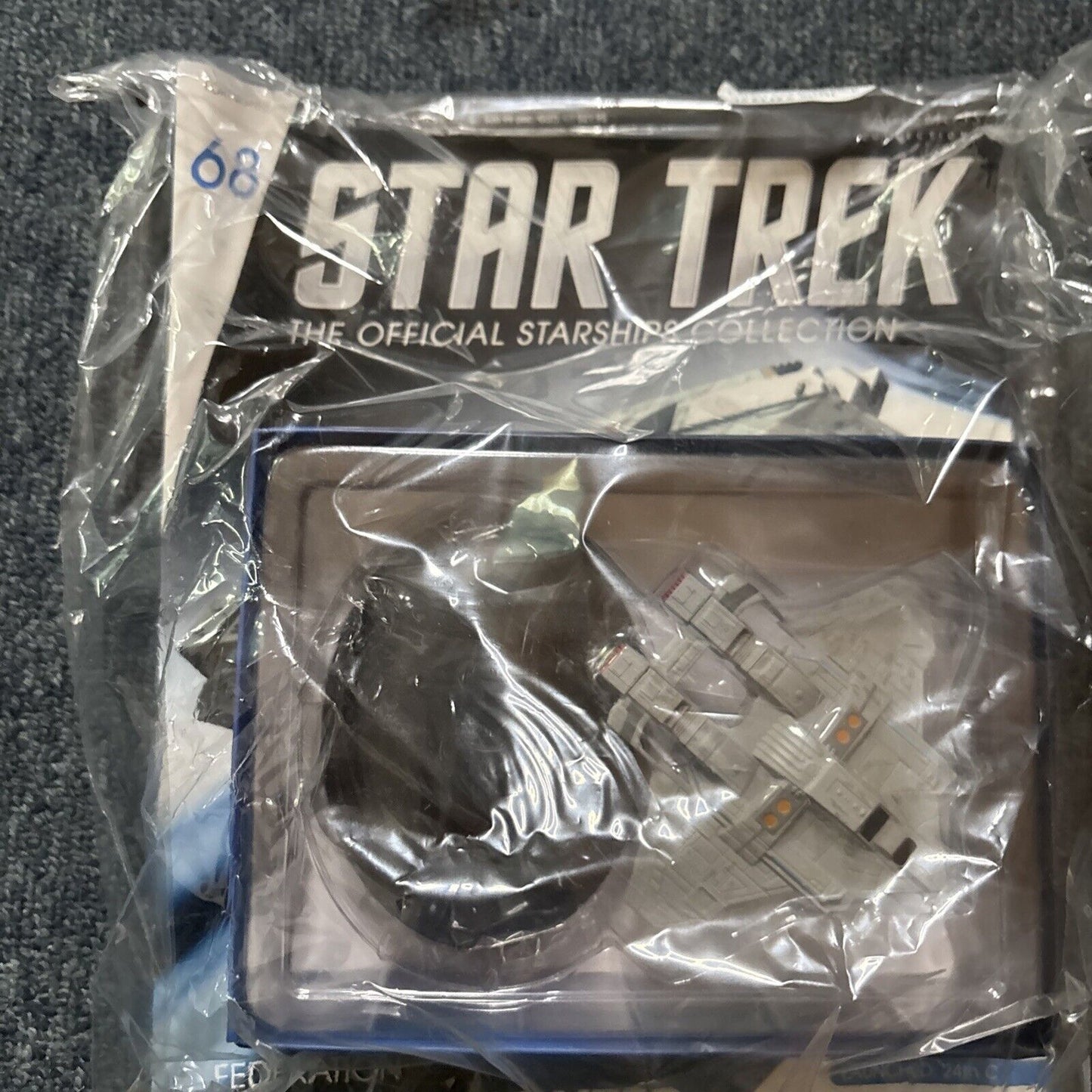 Star Trek Official Starships Collection 68 Federation Attack Fighter + Magazine