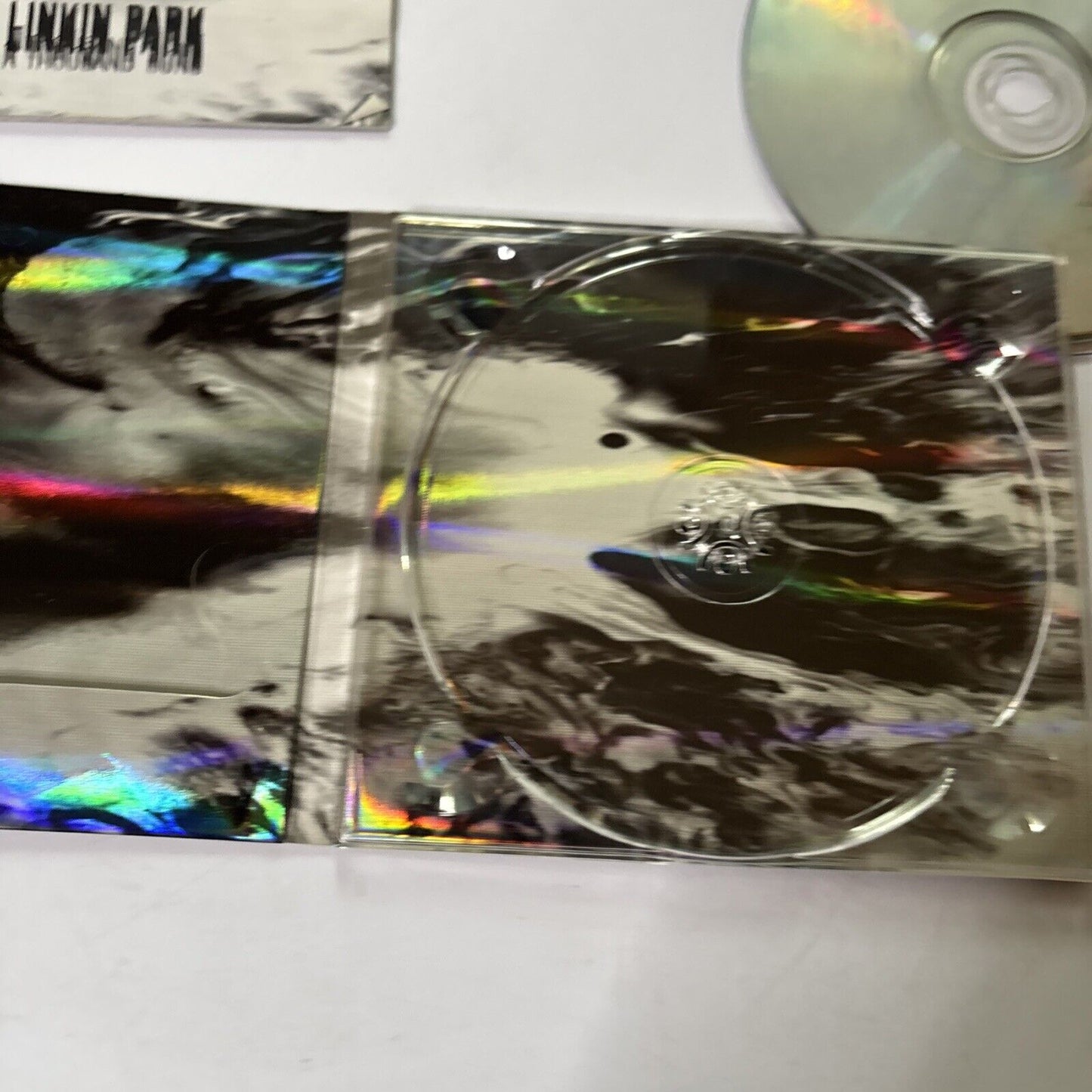 Linkin Park – A Thousand Suns (CD + DVD, 2010) Digipak