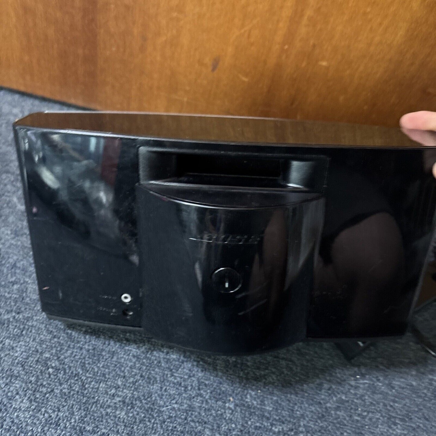 Bose SoundDock Portable Digital Music System 30-pin iPhone Dock