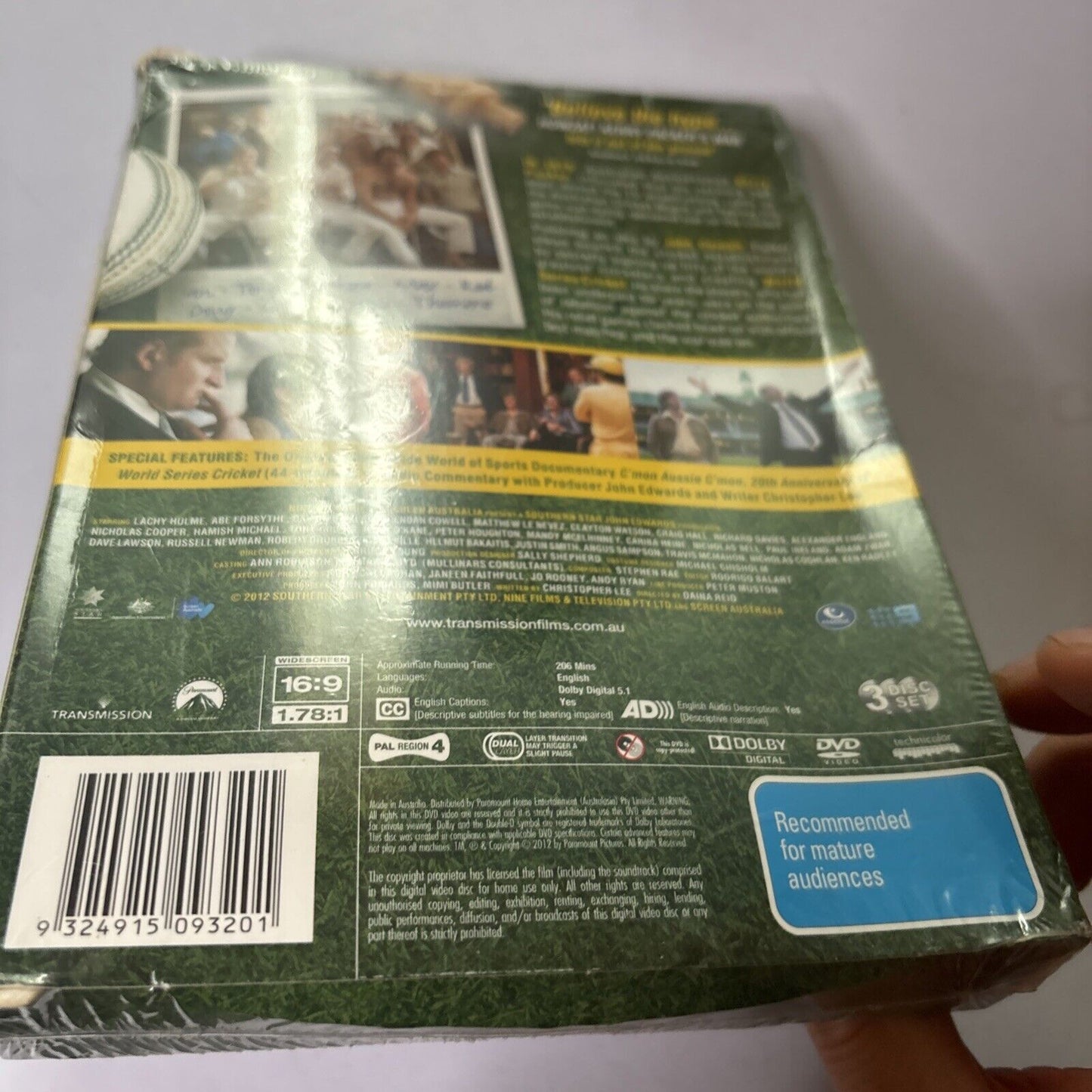 HOWZAT! Kerry Packer's War DVD Region 4 Exclusive Stubby Cooler *New Sealed*