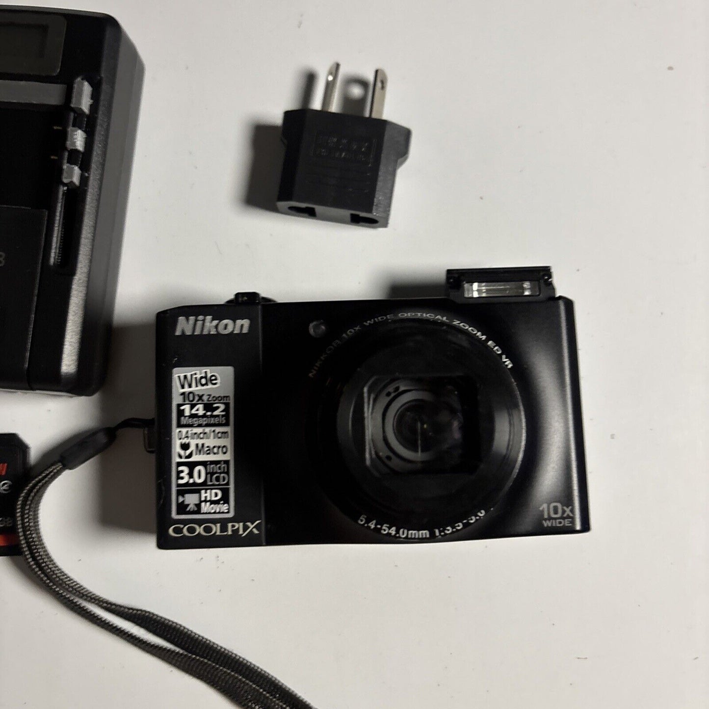 Nikon Coolpix S8000 Digital Camera 14.2MP 4GB SD Card