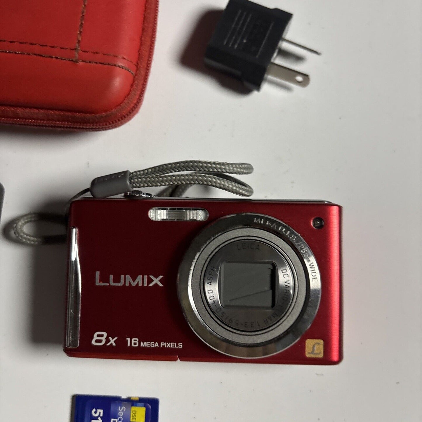 Panasonic Lumix DMC-FH25 Digital Camera 16MP  512MB SD Card