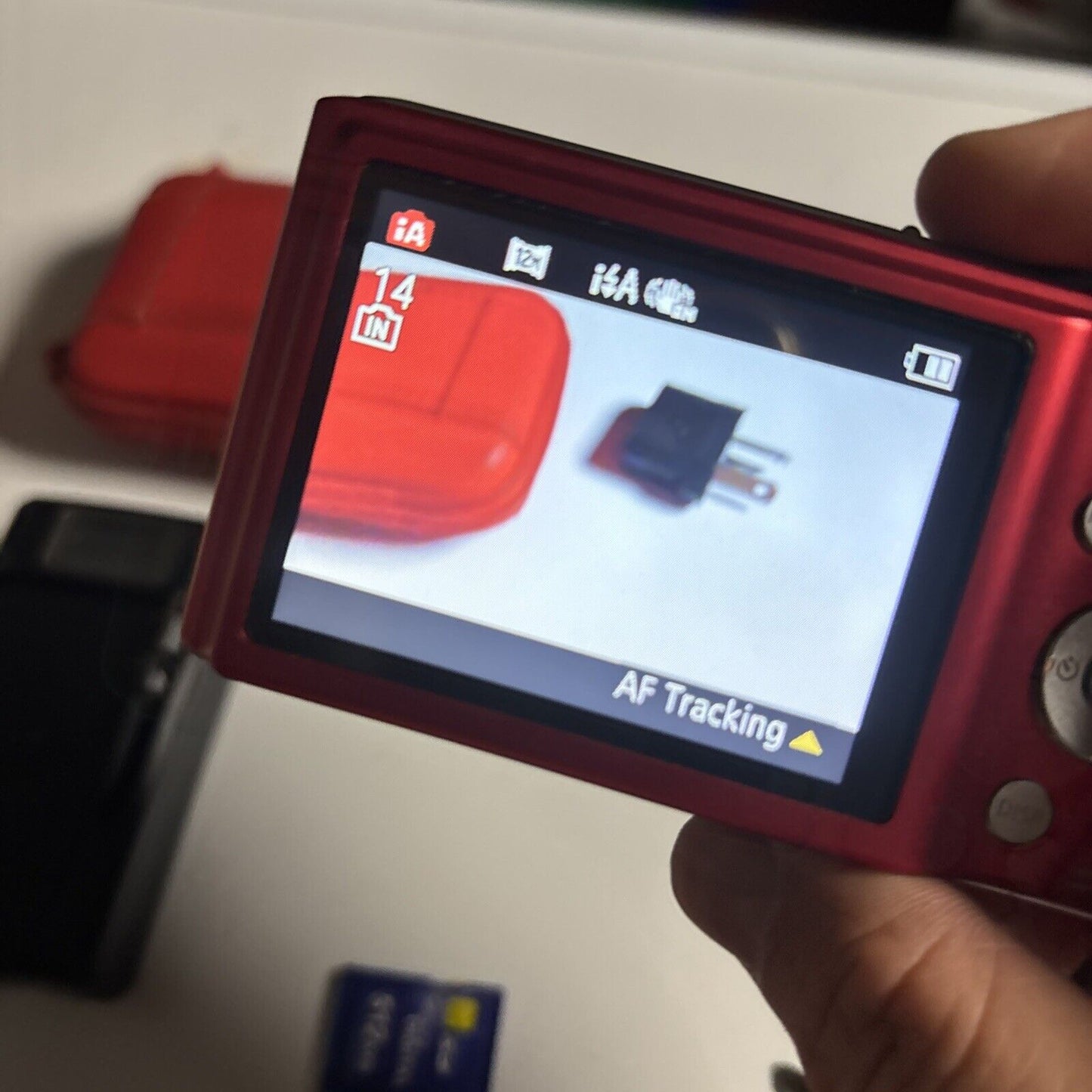 Panasonic Lumix DMC-FH25 Digital Camera 16MP  512MB SD Card