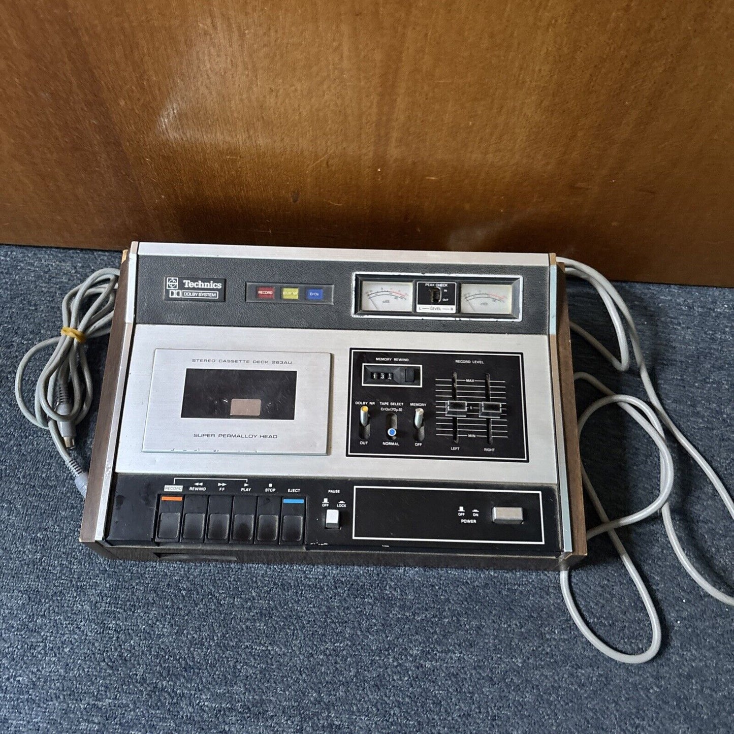 Technics Stereo Cassette Deck RS-263AU *For Parts - Requires Belt Replacement*