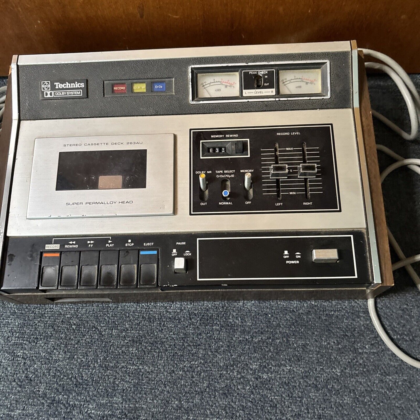 Technics Stereo Cassette Deck RS-263AU *For Parts - Requires Belt Replacement*