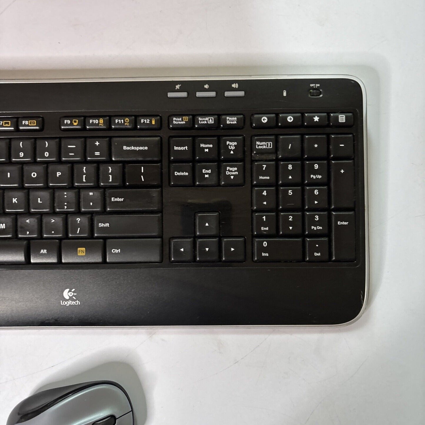 Logitech Wireless Keyboard & Mouse K520r M325