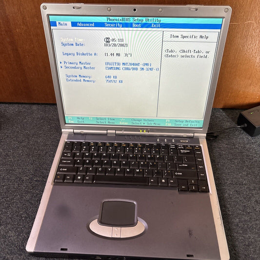 Clevo D400S 15" Laptop Pentium 4 DVD Floppy Disk Drive *For Parts Or Repair*