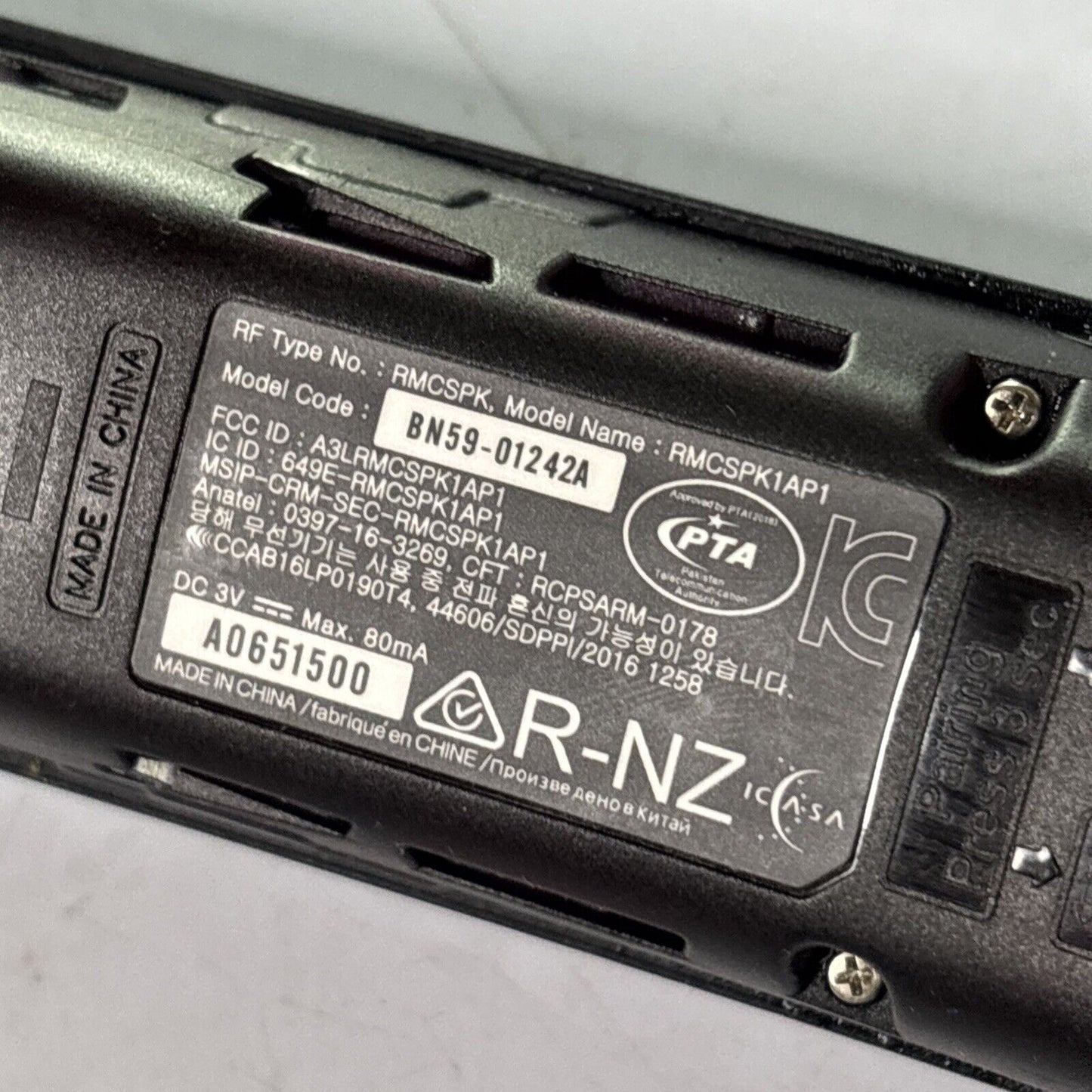 Genuine Samsung BN59-01242A Remote Control BN5901242A UA75KS9005W UA78KS9500W