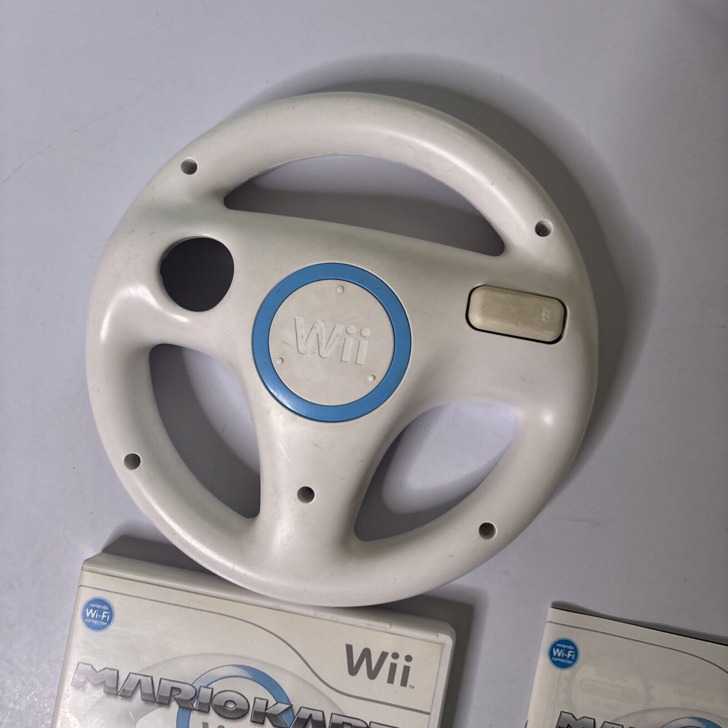 Mario Kart Wii - Nintendo Wii With 2 Steering Wheels Manual PAL