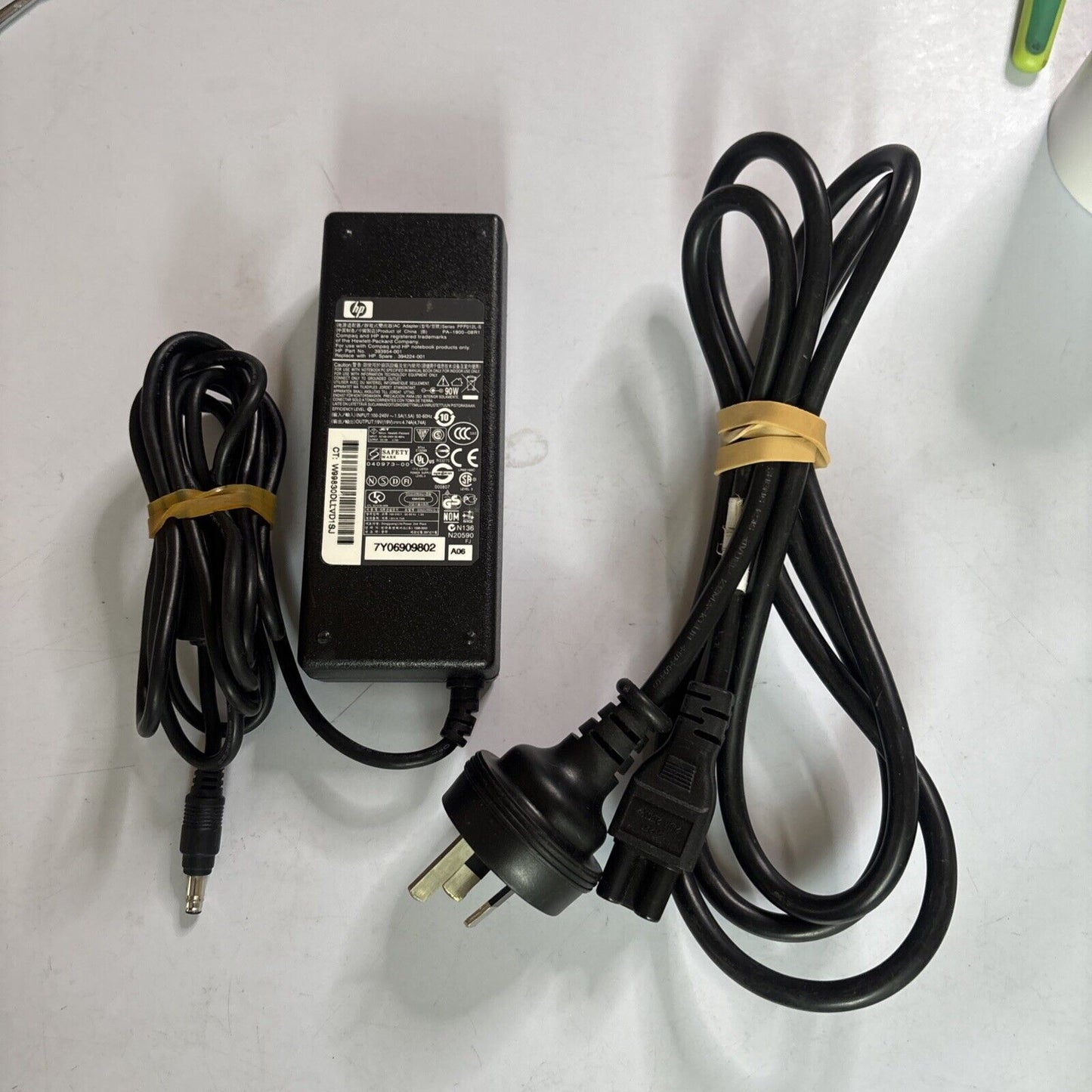 Genuine HP PPP012L-S AC Adapter 19V 4.7A 393954-001