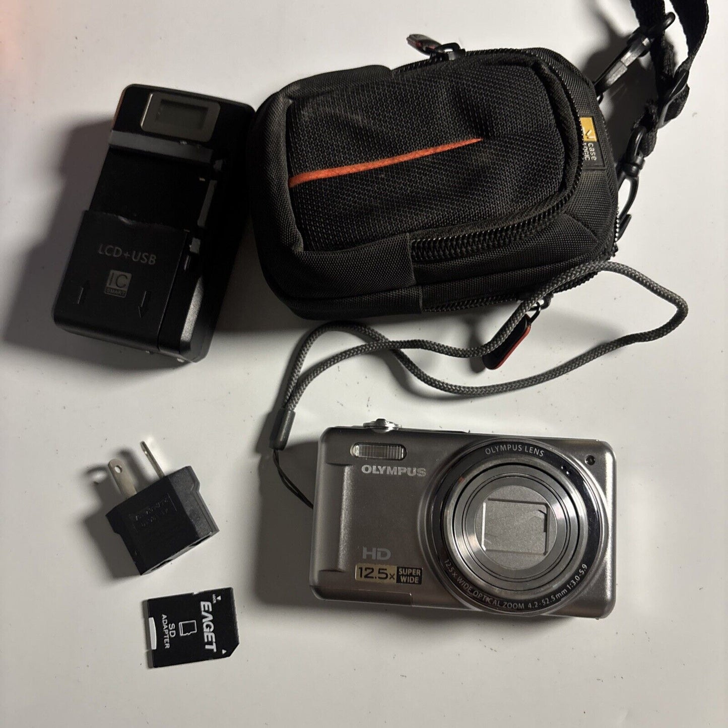 Olympus VR-320 Digital Camera 1GB SD Card With Case 14MP