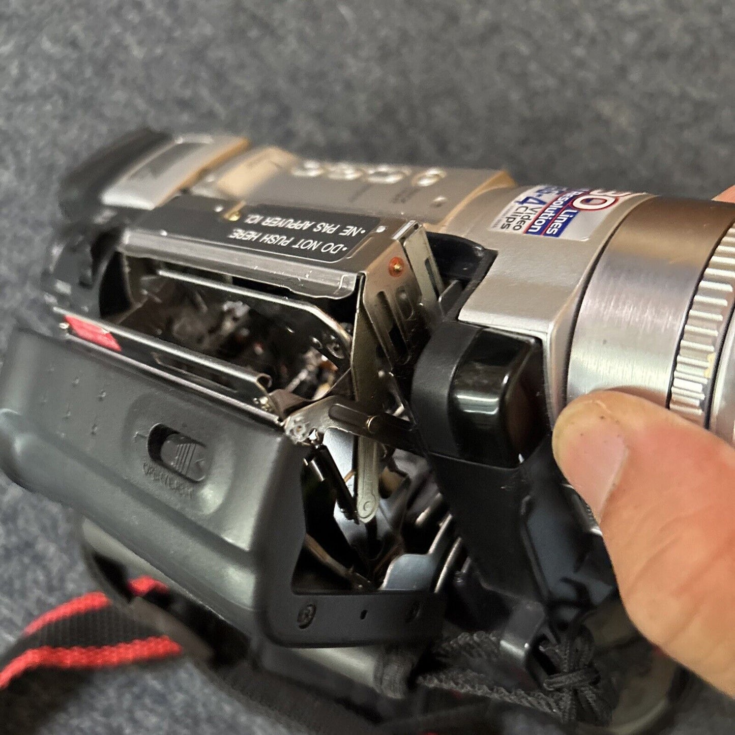 JVC Digital Video Camera GR-DVL820EA MiniDV *Not Working - For Parts Or Repair*