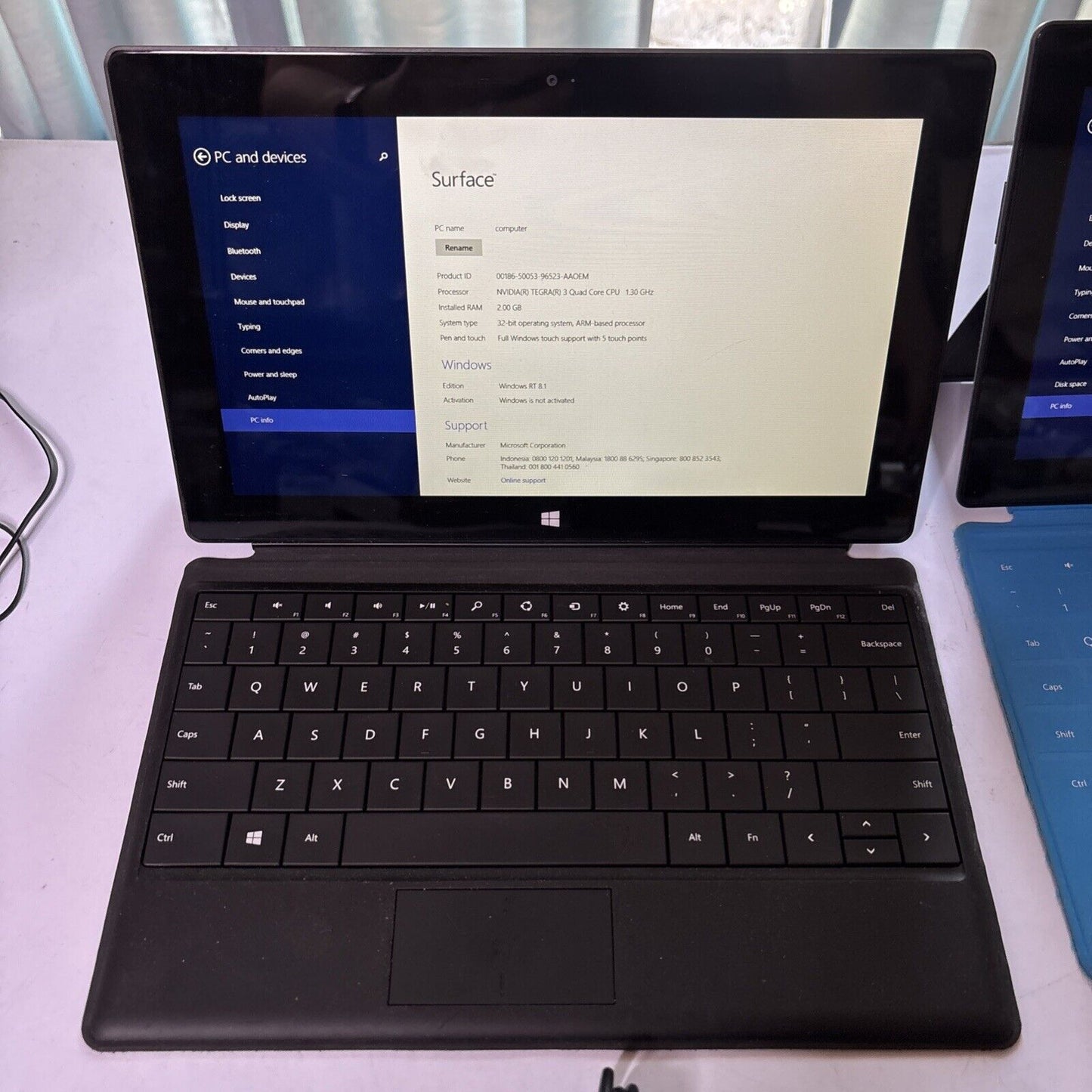 2x Microsoft Surface Windows RT 32GB Model 1516 2GB RAM Keyboard *1x AC Adapter*