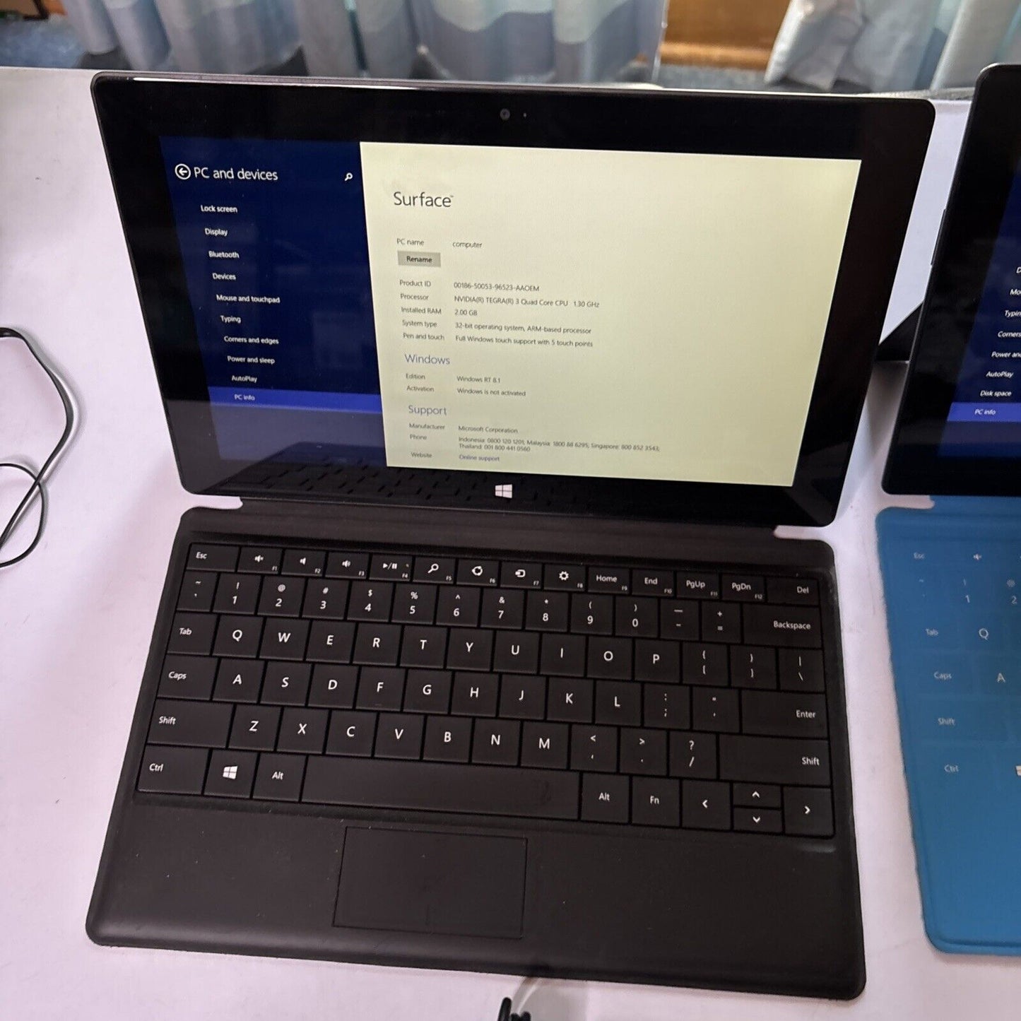 2x Microsoft Surface Windows RT 32GB Model 1516 2GB RAM Keyboard *1x AC Adapter*
