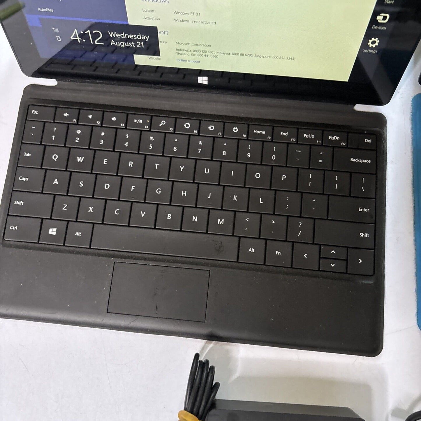 2x Microsoft Surface Windows RT 32GB Model 1516 2GB RAM Keyboard *1x AC Adapter*