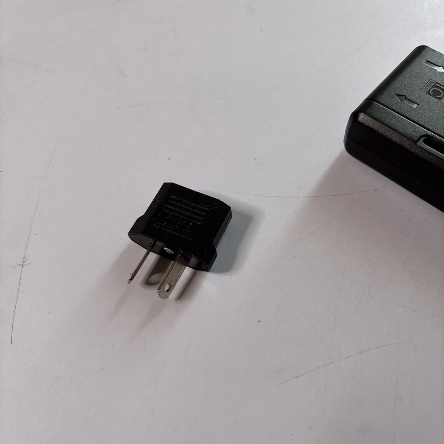 Canon IXUS 185 / ELPH 180 Digital Camera 1GB SD Card 20MP