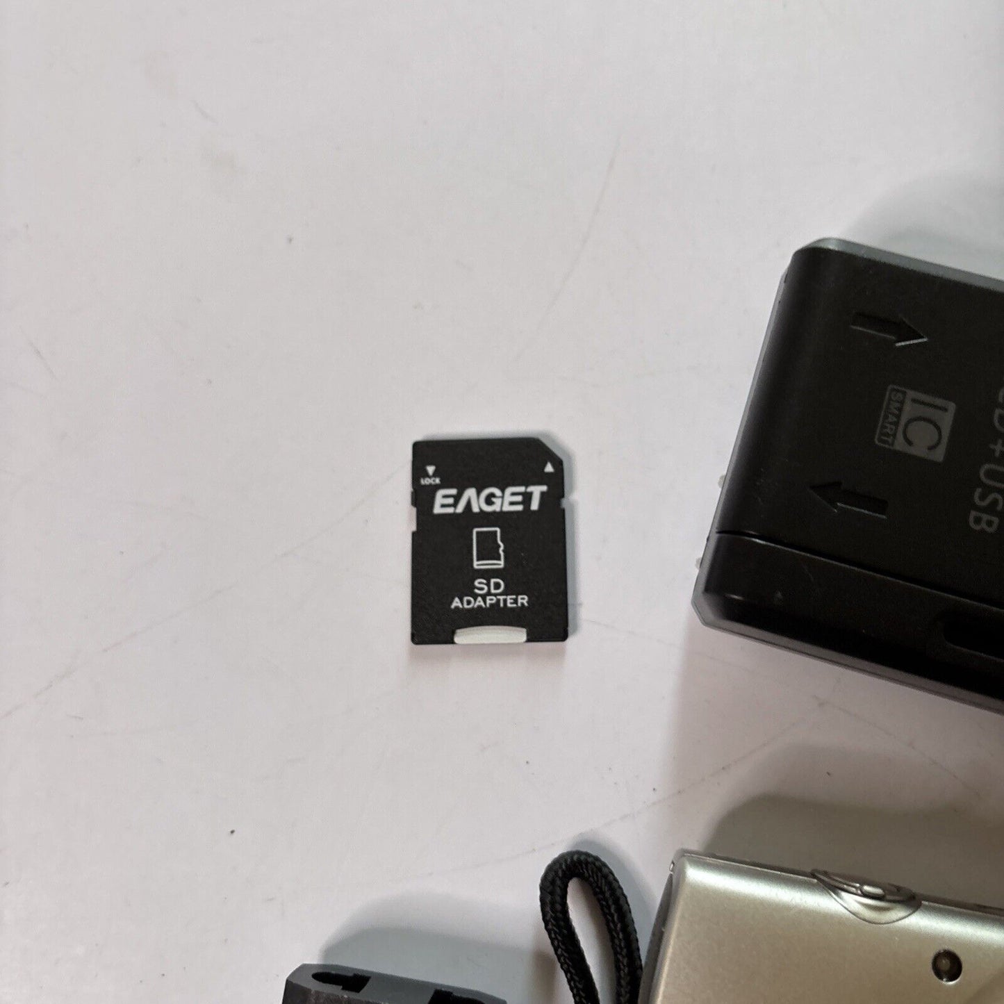 Canon IXUS 185 / ELPH 180 Digital Camera 1GB SD Card 20MP