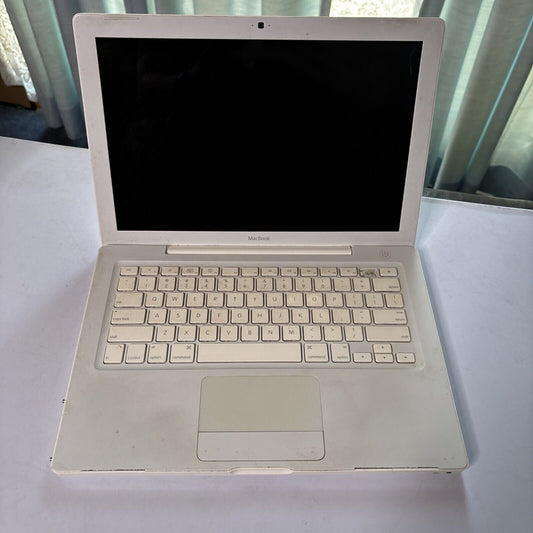 Apple MacBook A1181 2gb RAM *For Parts Or Repair*