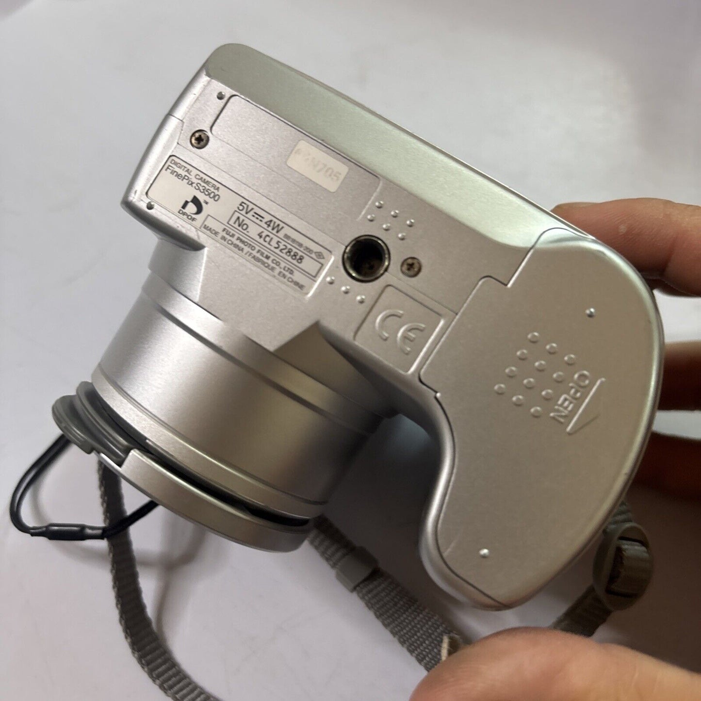 Fujifilm Finepix S3500 Digital Camera 4MP