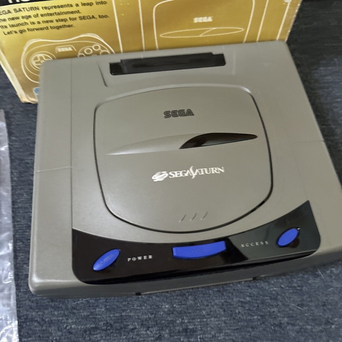 Sega Saturn Console Japan NTSC-J With 1x Controller 100-240V  Adapter HST-3210