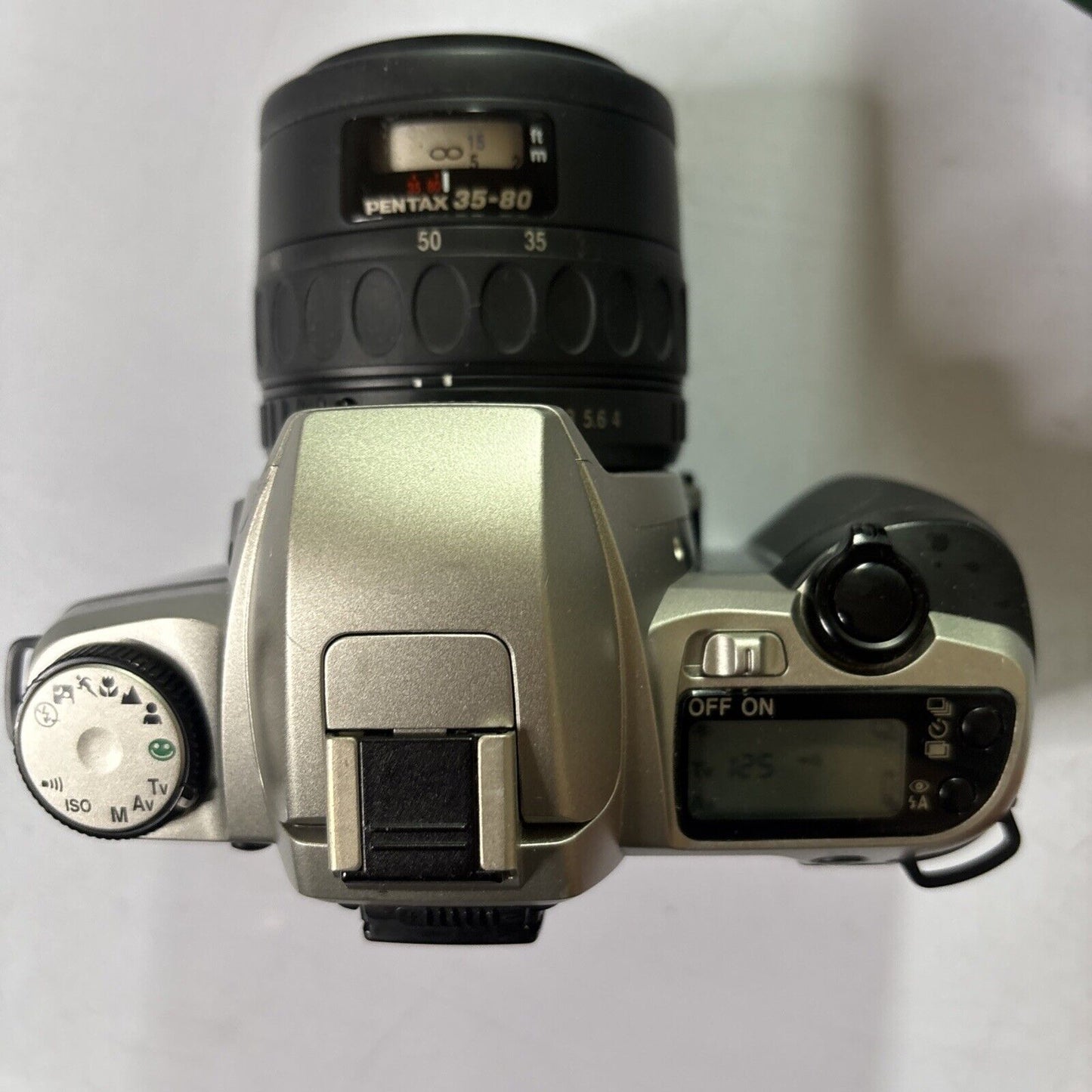 Pentax MZ-30 SLR 35mm Camera SMC Pentax-F 35-80mm Lens