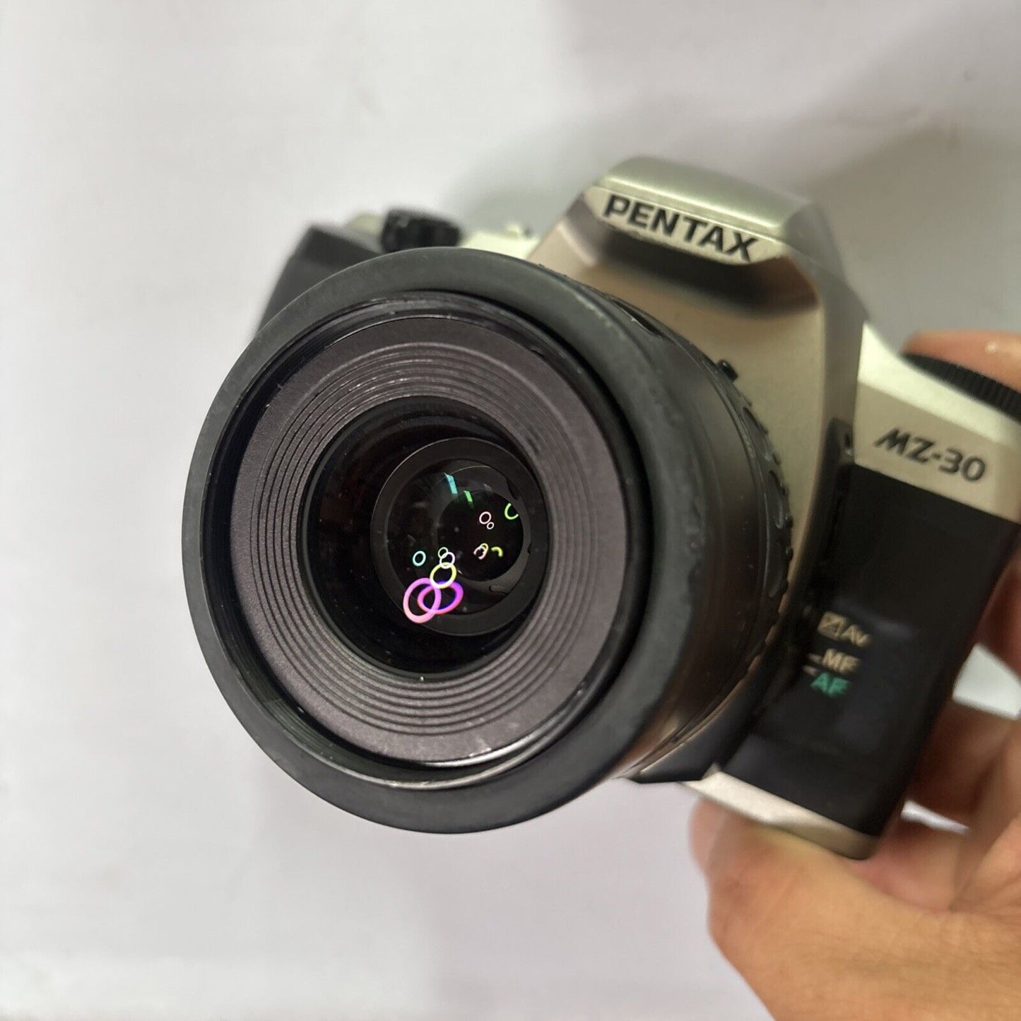 Pentax MZ-30 SLR 35mm Camera SMC Pentax-F 35-80mm Lens