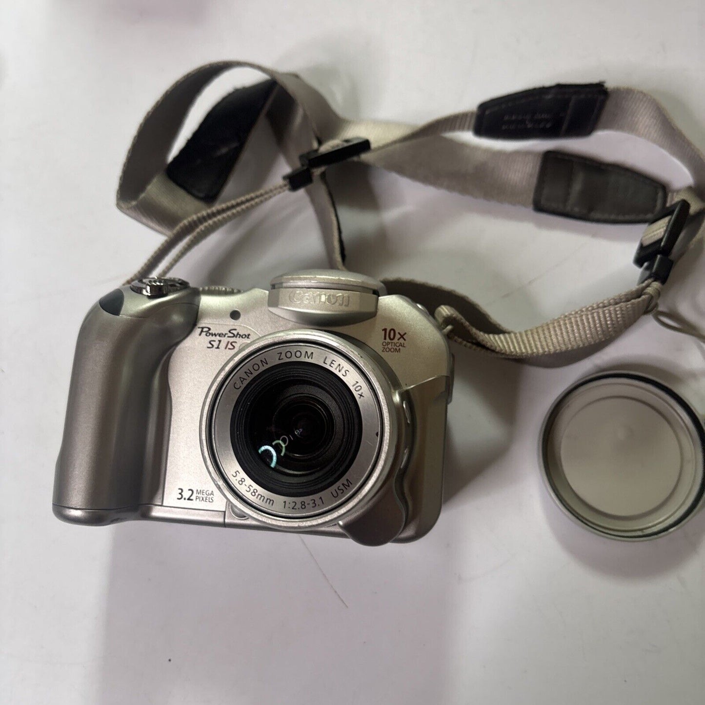 Canon PowerShot S1 IS Digital Camera *Does Not Turn On - For Parts Repair*