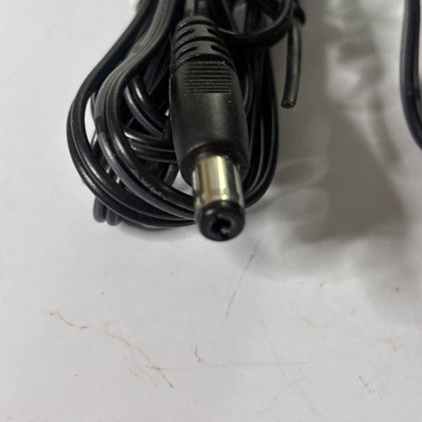 Genuine Netgear Switching Adapter DSA-12RN-12 12V 1A
