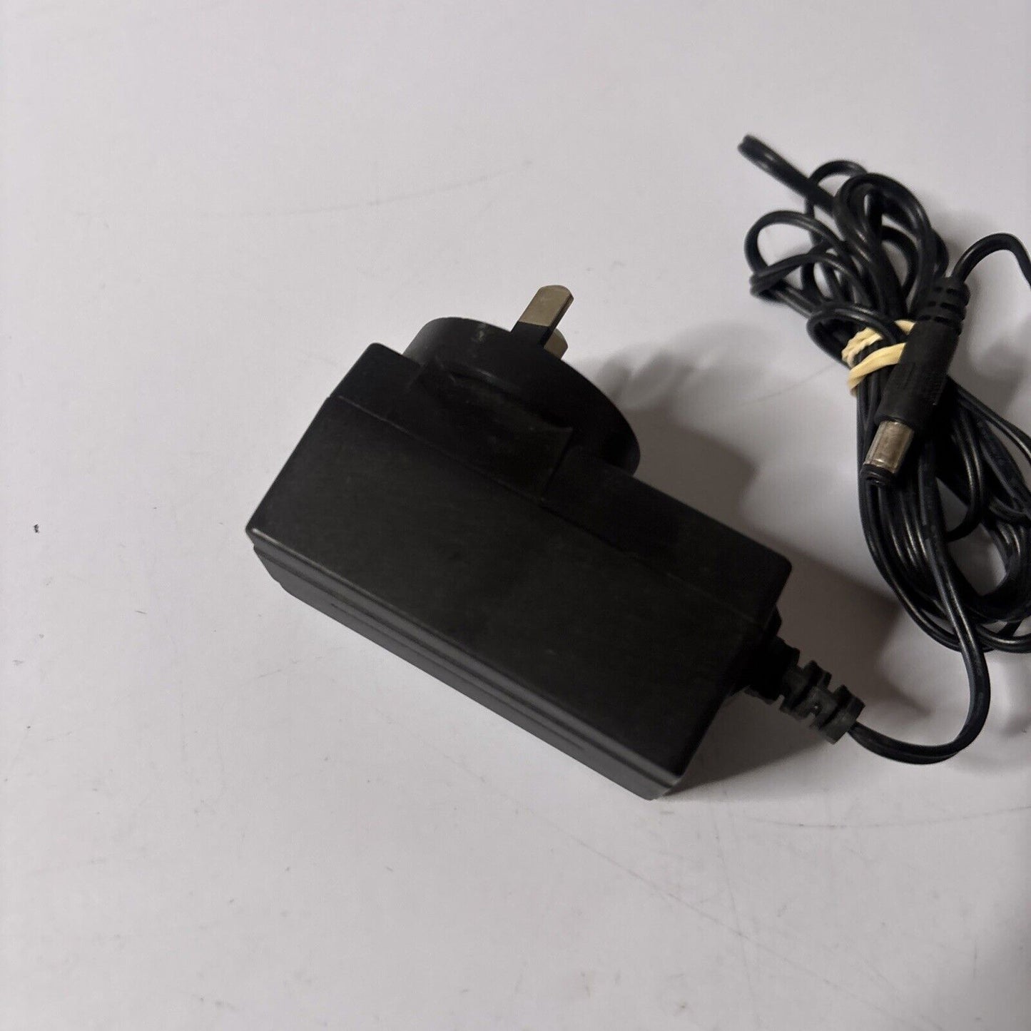 Genuine Netgear MV12-Y120100-A3 AC Adapter 12V 1A