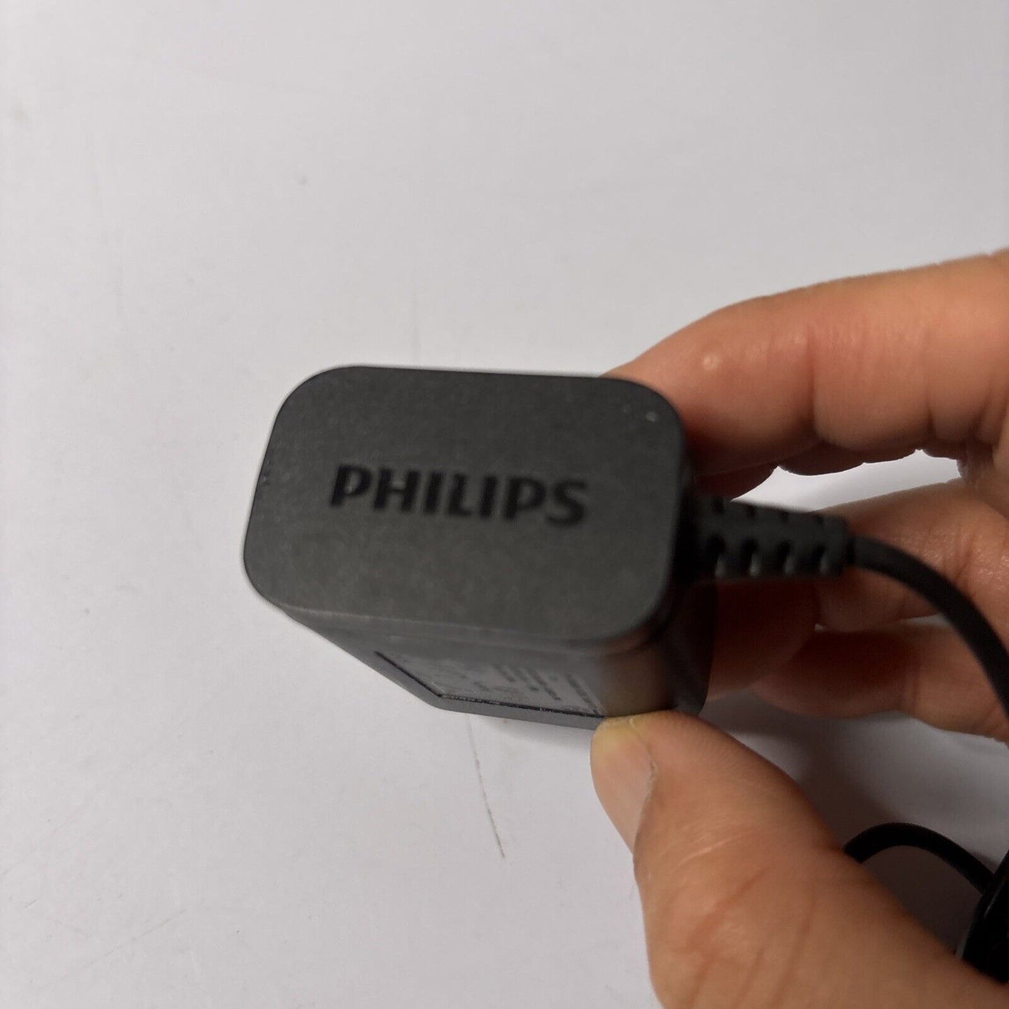 Genuine Philips Type HQ8505 AC Adapter 15V