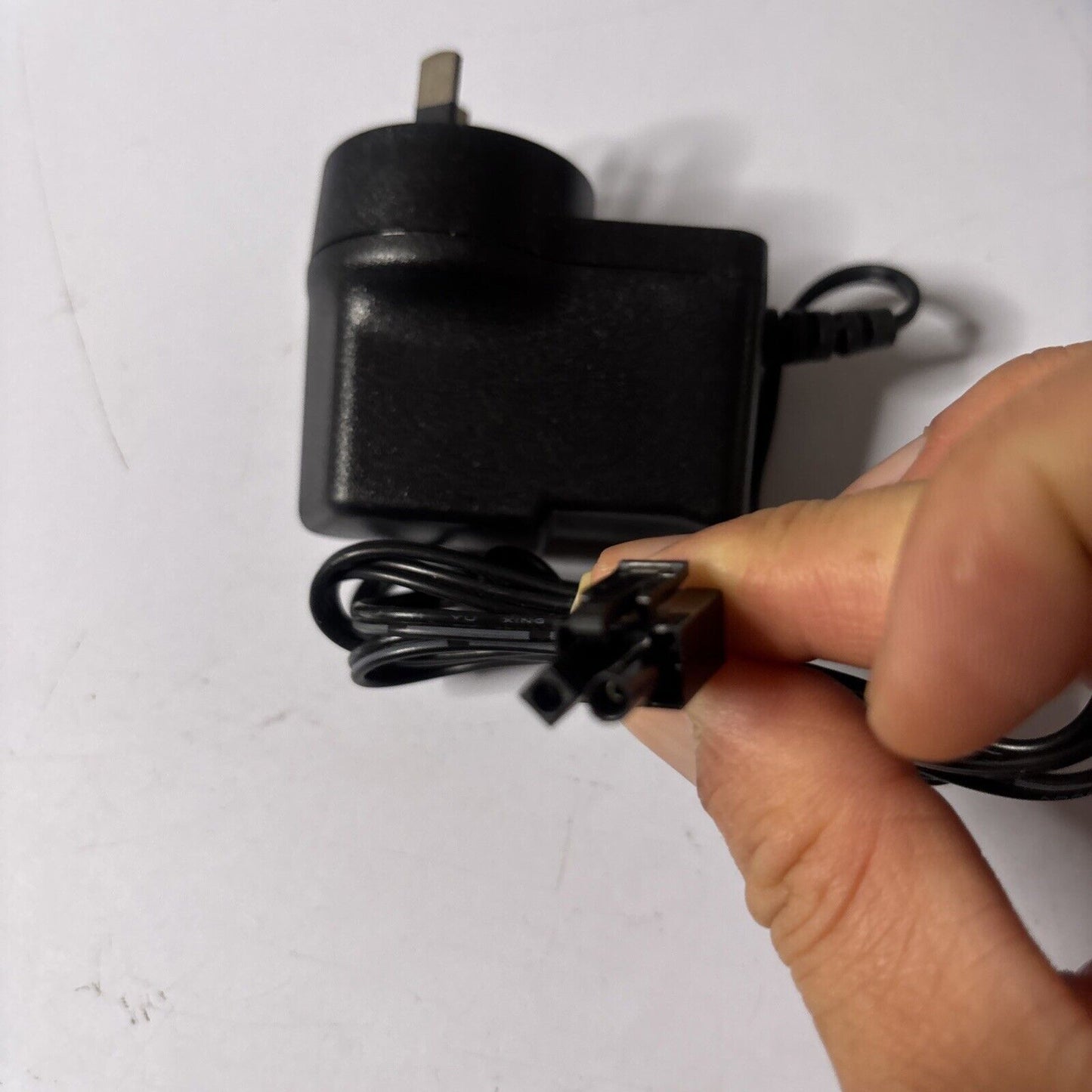 Genuine Carrera STAD-CAMAY-004C-500A AC Adapter For Li-Ion Battery 8.4V 500mA