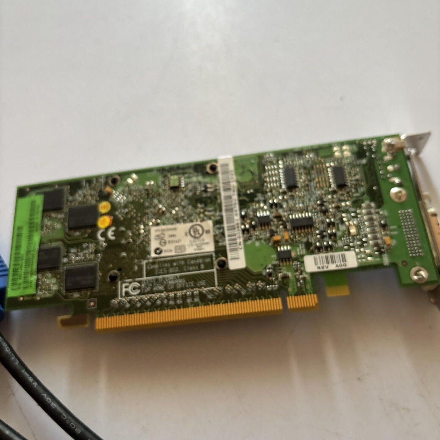 Dell ATI-102-A924 B Radeon X1300 256MB DDR PCI-E Video Card W/ DVI & S-Video out