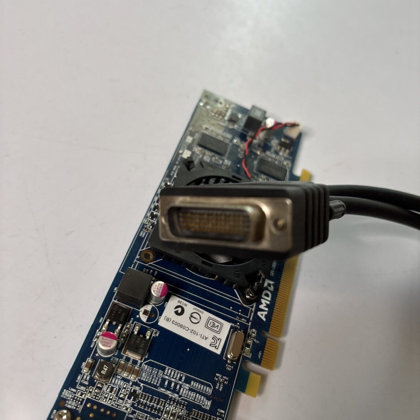 AMD ATI-102-C09003(B) Graphics Card